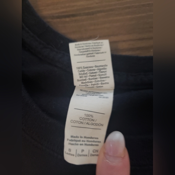 🪴BOGO FREE🪴 Star Wars Tee Size Small - Picture 3 of 3